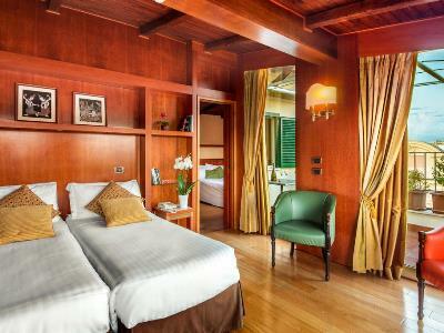 Regno Hotel